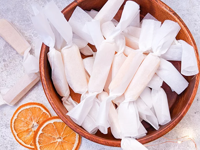 [Мария Мамаева] Сливочные ириски (2022)