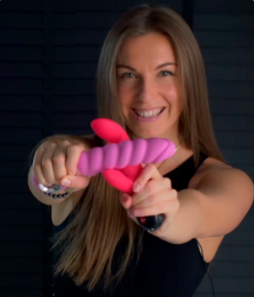 [Россияна Лучкина] Пробуждение вагинального оргазма (2024)