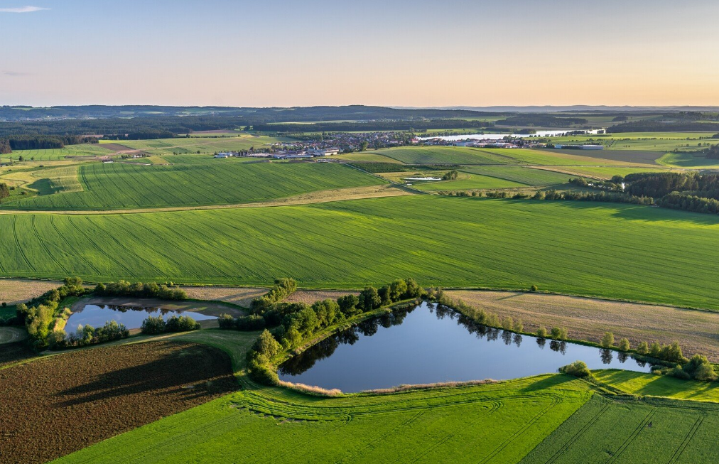 [Владимир Писаренко] Вода на вашей земле (2023)