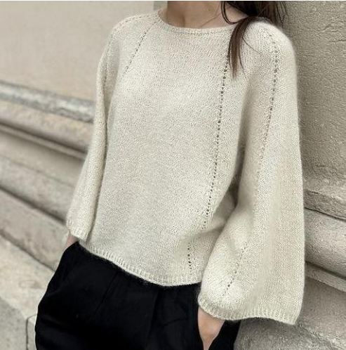 [Гадрэн Фэсл] [Вяжи.ру] Пуловер с рукавами колокол лицевой гладью сверху вниз Breath Blouse (2025)